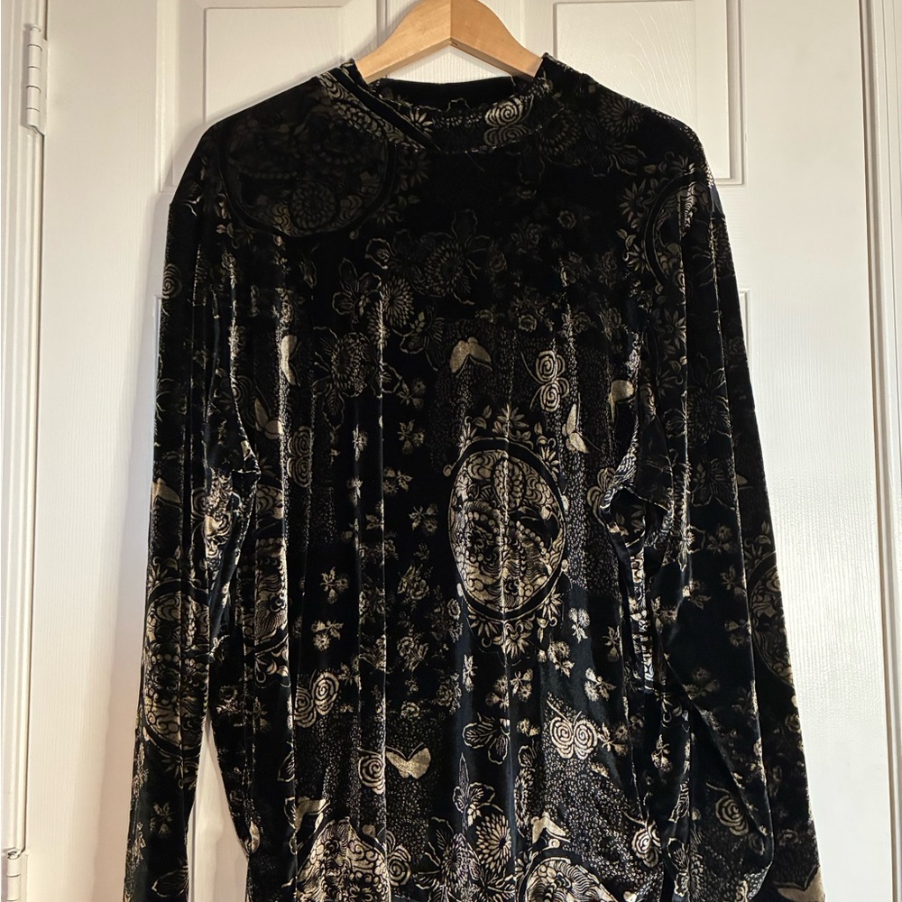 BonWorth Black and Gold Floral Velvet Blouse